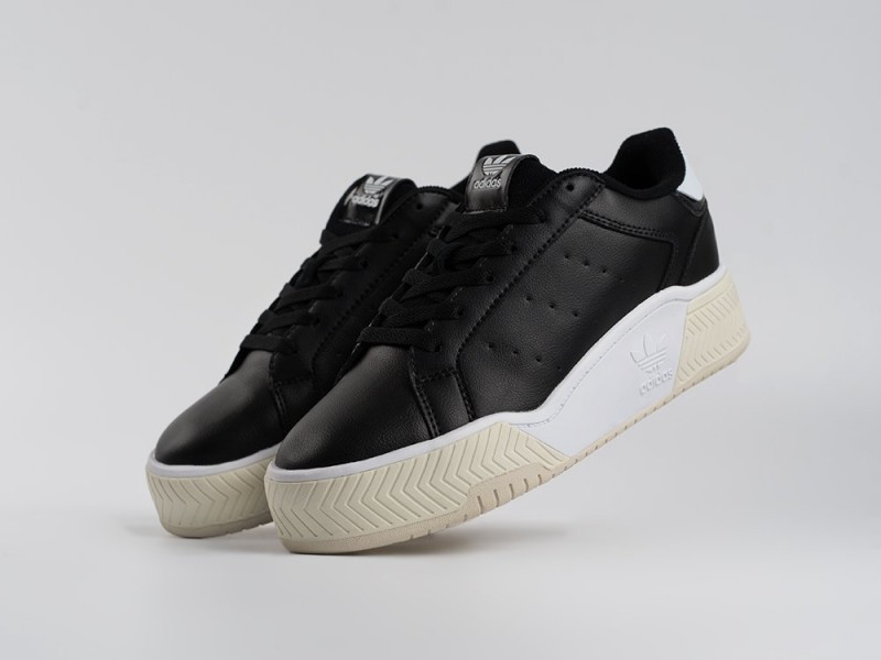 Adidas Court Tourino Bold