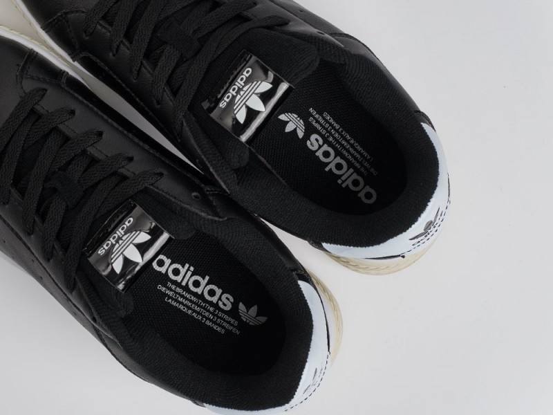 Adidas Court Tourino Bold