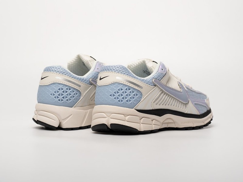 Nike Air Zoom Vomero 5