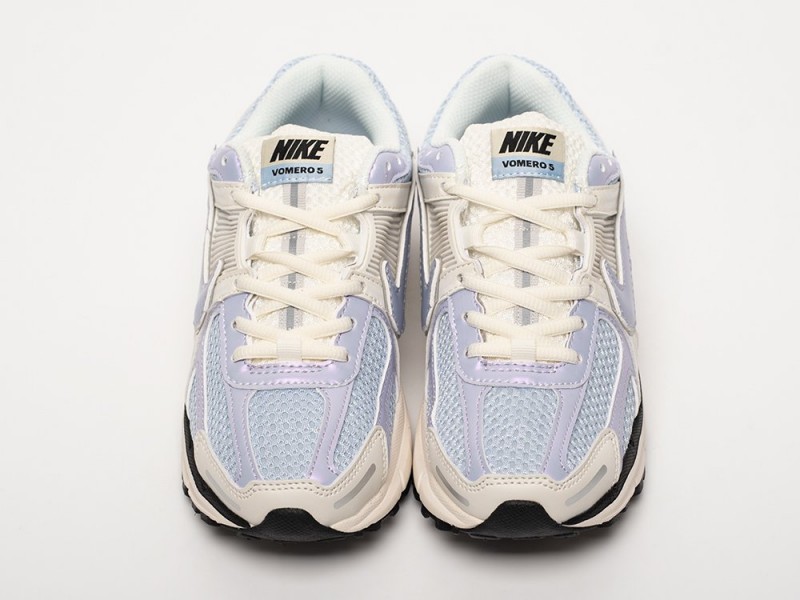Nike Air Zoom Vomero 5