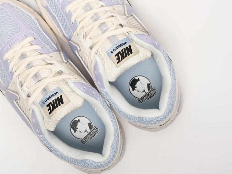 Nike Air Zoom Vomero 5