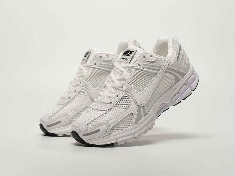 Nike Air Zoom Vomero 5