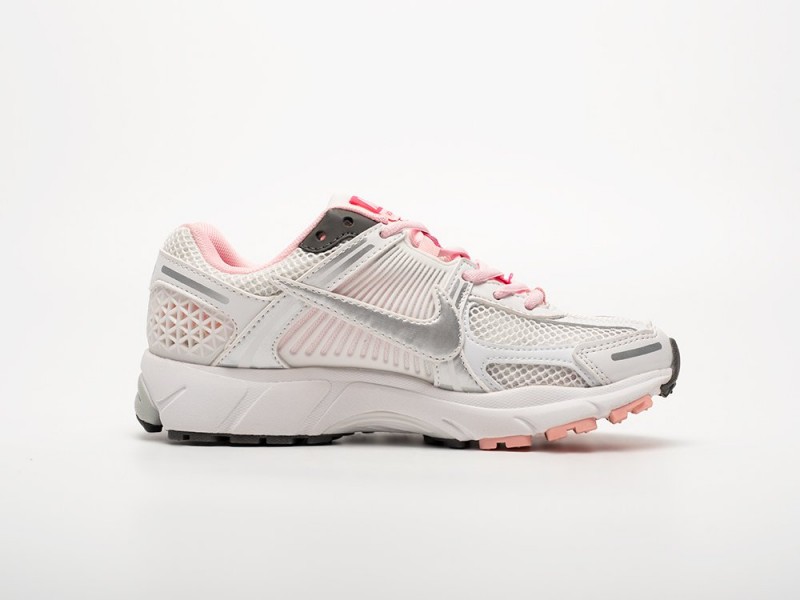 Nike Air Zoom Vomero 5