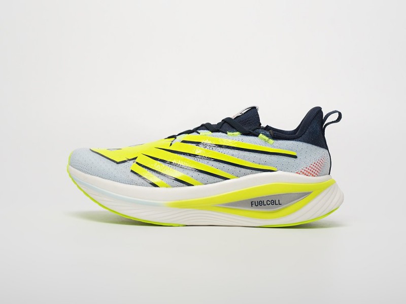 New Balance FuelCell SC Elite v3