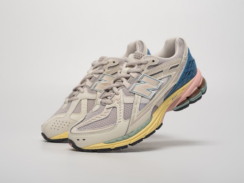 New Balance 1906U