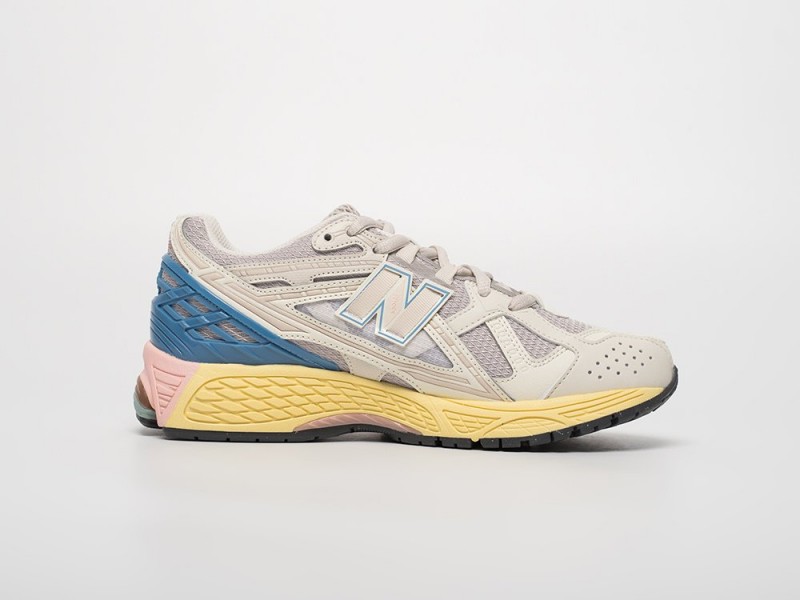 New Balance 1906U