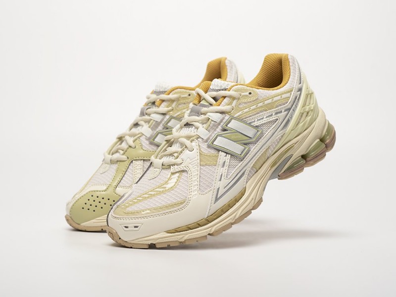 New Balance 1906U