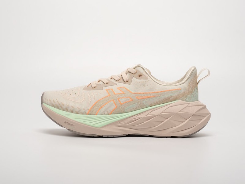 Asics Novablast 4